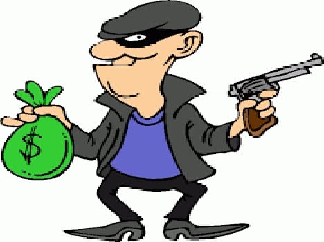Old woman snatched the chain from the 